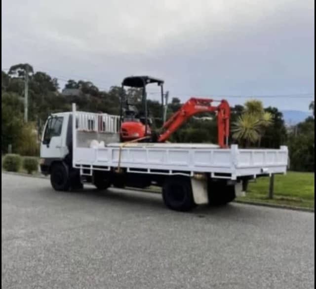 1.7 excavator for hire Landscaping & Gardening Gumtree Australia