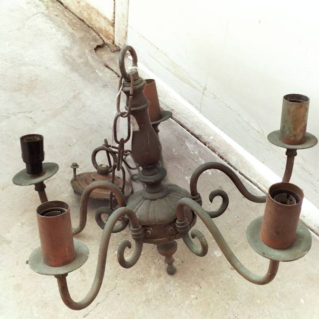 Large vintage ceiling chandelier. Size in pics. Ceiling Lights in Mayfield East NSW Gumtree