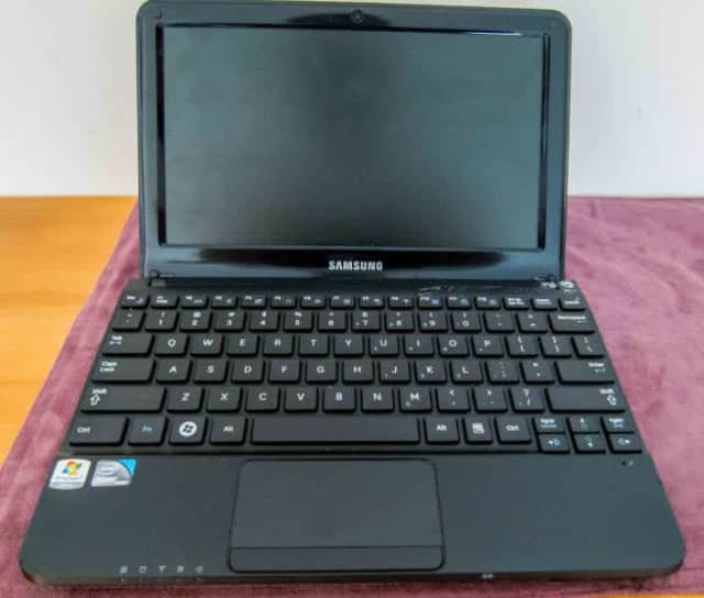 Samsung NC110 Laptop (Please Read) Laptops Gumtree Australia