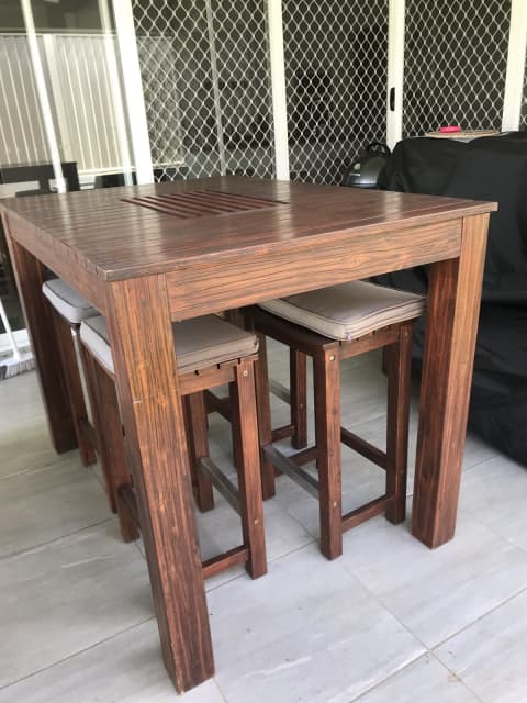 outdoor bar table gumtree