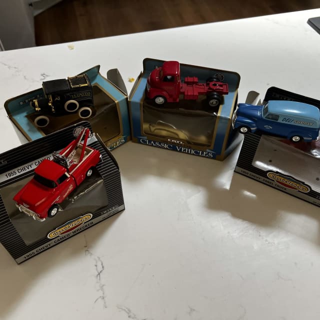 4 ETRL 143 scale model cars diecast 70 (78) Other Antiques, Art & Collectables Gumtree