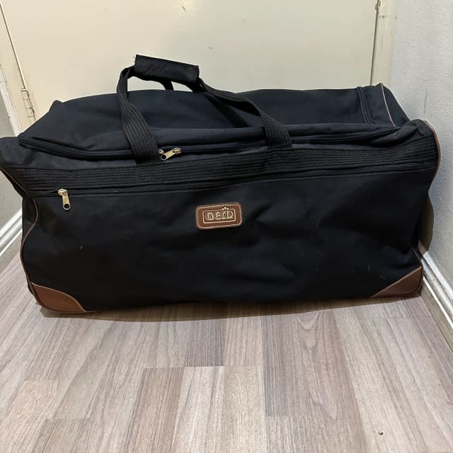 travel bags for sale gumtree