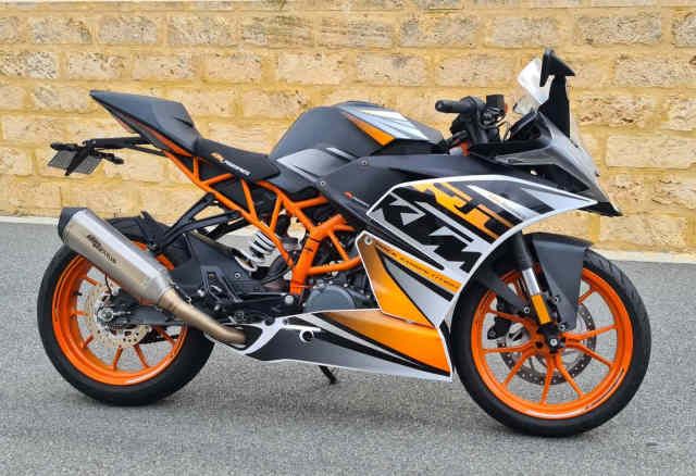 KTM RC390 Custom, Low Kms, 1 Lady owner | Motorcycles | Gumtree ...