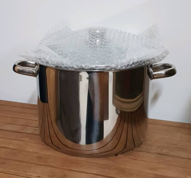 Stainless steel cooking pot with lid Cooking Accessories Gumtree