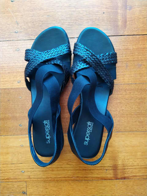 Diana Ferrari Supersoft Prisma black sandals size 9 | Women's Shoes |  Gumtree Australia Boroondara Area - Balwyn North | 1310513662