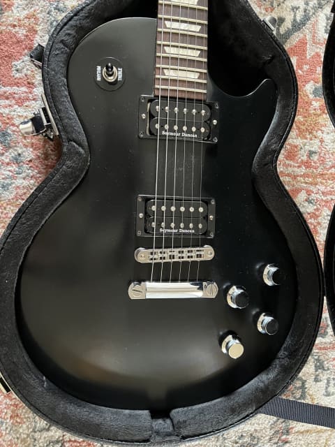 gibson les paul custom relic