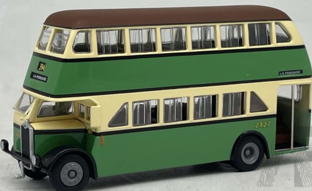 Trux Aussie Buses 1947 Albion Venturer Double Decker - 1/76 Scale ...