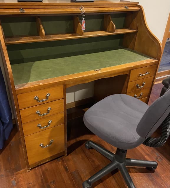 lockable bureau desk