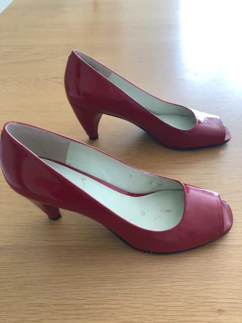 Red Patent Leather Womens size 8