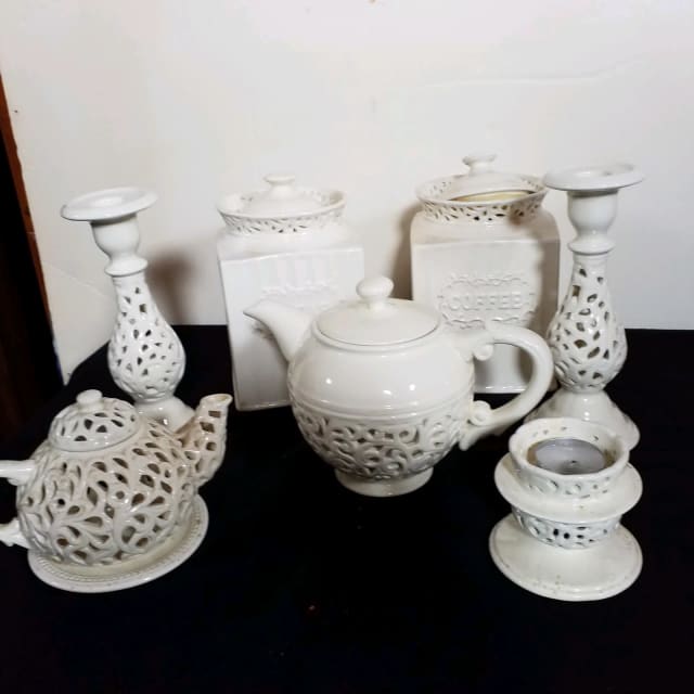 Chantilly Casa Domani teapot canisters, candlestick small teapot