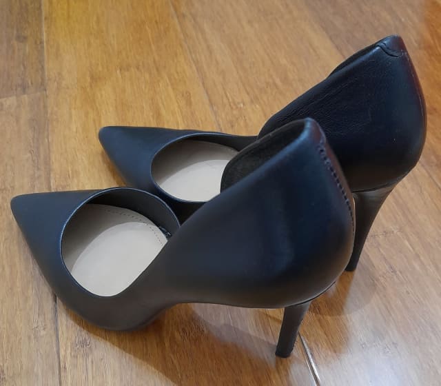 Arezzo Black Stiletto Shoeso shoes Women s Shoes Gumtree