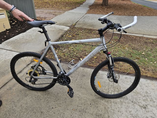 Adult Avanti Atomic bike Men s Bicycles Gumtree Australia