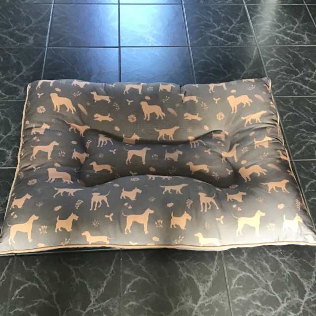 AS NEW WIPE. CLEAN DOG BED. SUIT LABRADOR SIZE Pet Products Gumtree