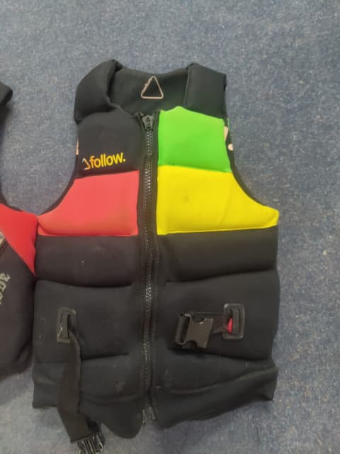 body glove wakeboard life jacket