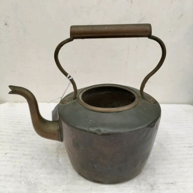 Very Very Old Victorian Copper Stovetop kettle. ( No lid) Antiques in