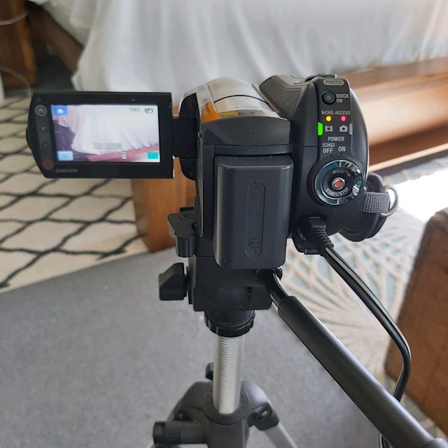 HANDYCAM SONY Tripod Video Cameras Gumtree Australia Wyong Area
