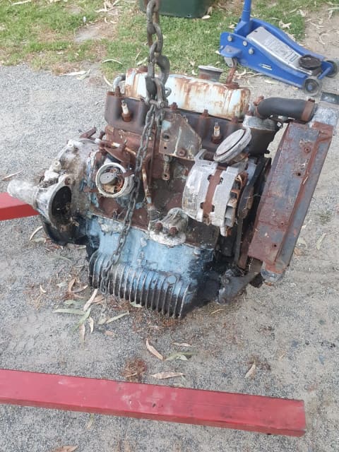 Classic mini engine and gearbox 850cc | Engine, Engine Parts ...