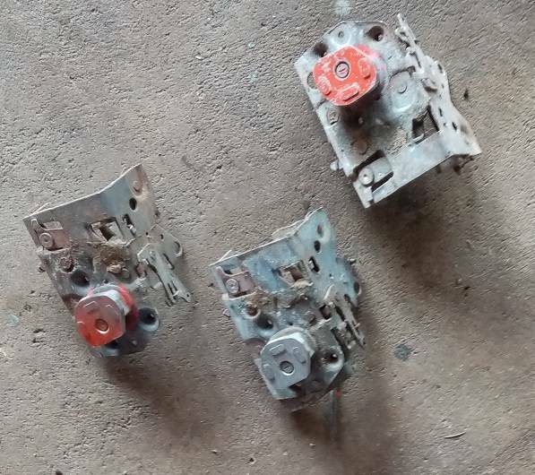 Holden HD HR HK HT HG 3 x Door Lock Mechanisms Auto Body parts