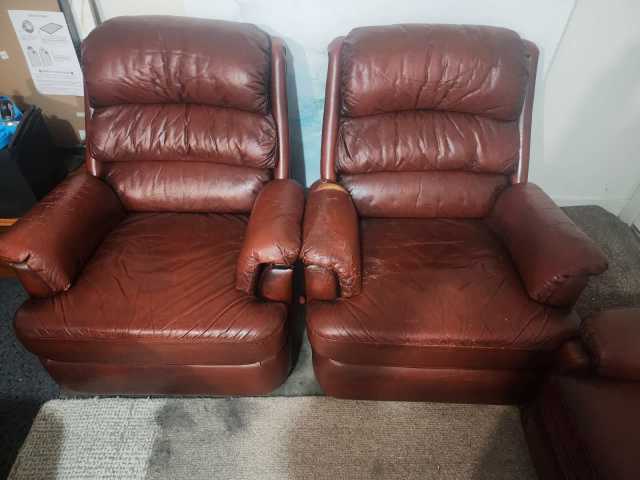 free moran couches - Sofas in Carrum Downs VIC | Gumtree Australia