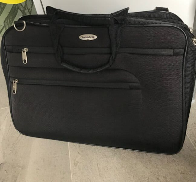 Samsonite Business SPL 17" Laptop Portfolio Black bag Bags Gumtree