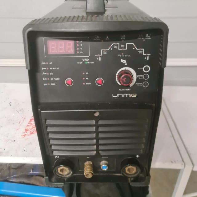 Unimig acdc 180 tig welder Other Tools & DIY Gumtree Australia Lake