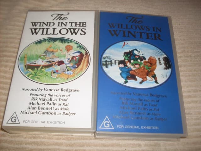 VHS Wind In The Willows / Willows In Winter | CDs & DVDs | Gumtree ...