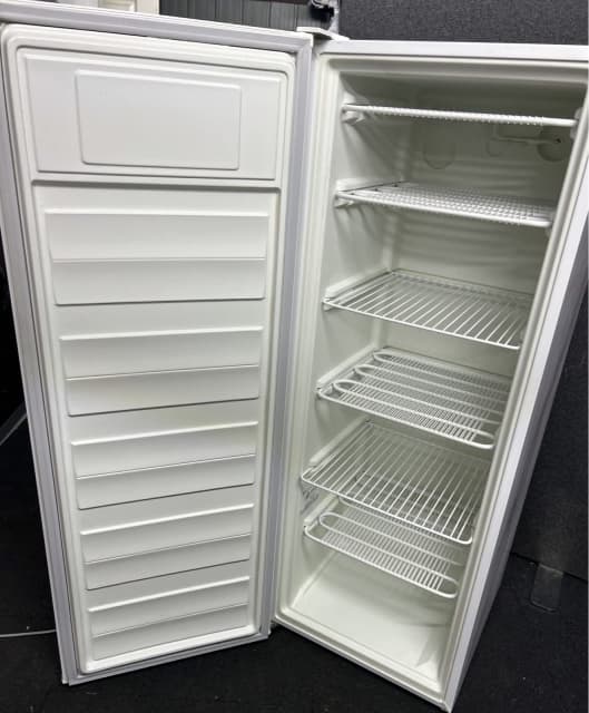 210l upright freezer