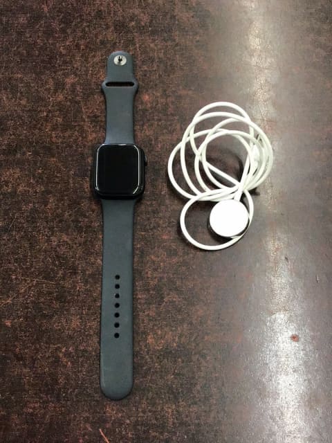 Apple Watch Series 8 mm Midnight Aluminium Case GPS Cellular