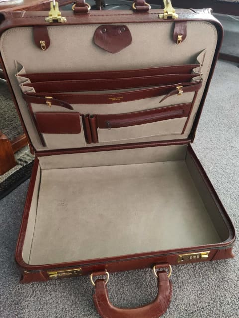 Louis Vuitton briefcase in Monogram canvas for pilot or doctor