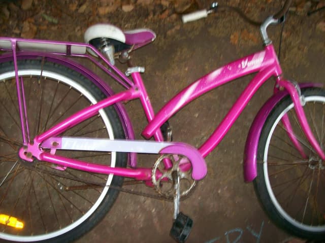 Fluid Venus beach cruiser with back pedal brakes, rides well 1yr wrnty ...