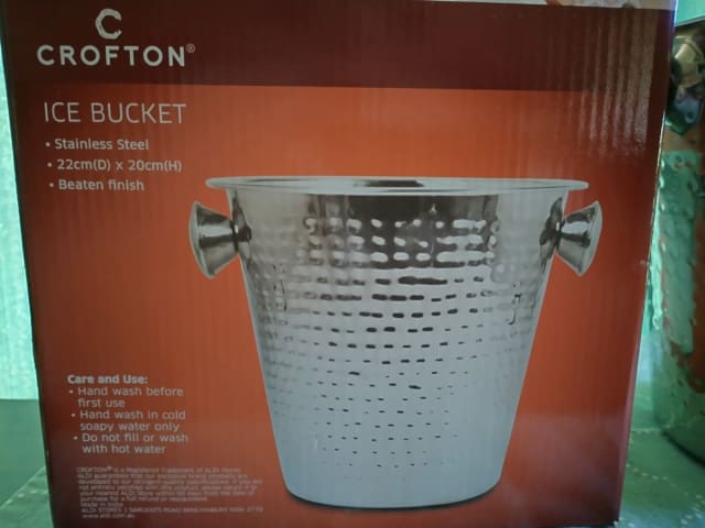 Crofton ice sale bucket