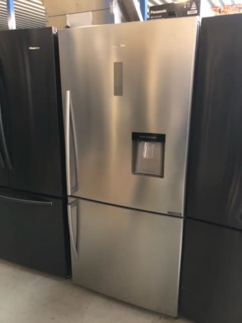 hisense 514l bottom mount fridge hr6bmff514sw