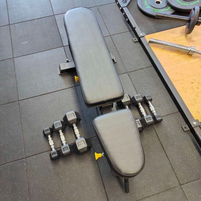 30kg Rubber Hex Dumbbells Adjustable Bench Brand New Gym & Fitness