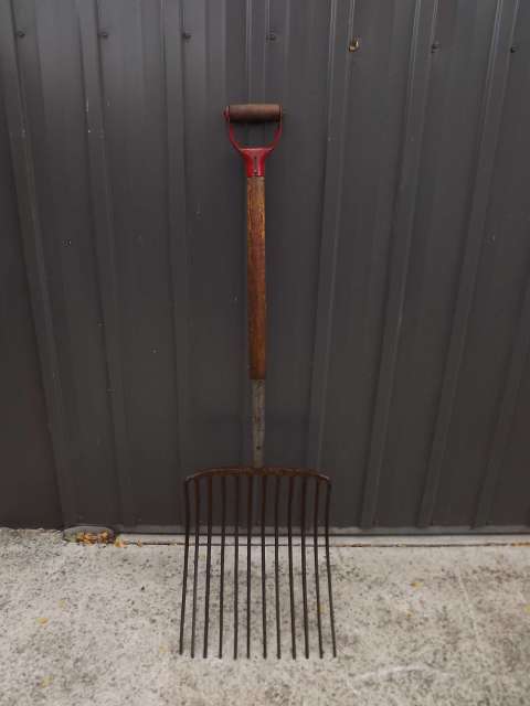 Vintage 12 Teeth Pitch Fork Hay Rake Made In Sweden - Garden Tools in ...