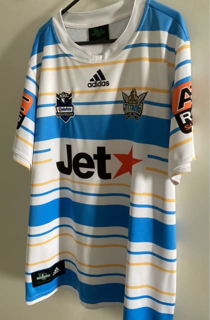 NRL Titans Heritage Jersey, Woody Point 4019 PENDING, Miscellaneous Goods, Gumtree Australia Redcliffe Area - Redcliffe