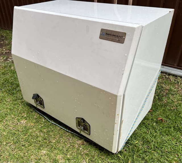 Ute Storage Box PARAMOUNT BRAND lockable In good condition Tool