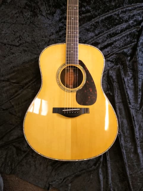 Yamaha LL16D Electric Acoustic Guitar | Guitars & Amps | Gumtree