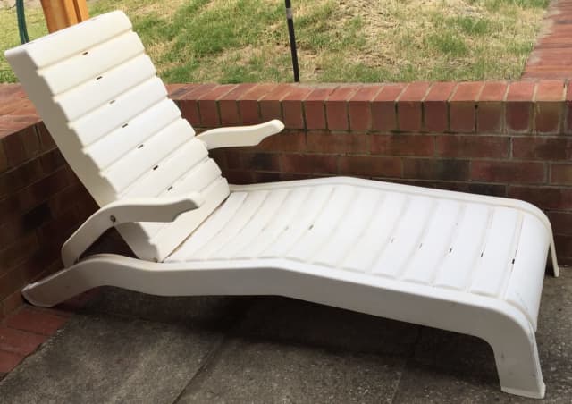 Gumtree outlet lounge chairs