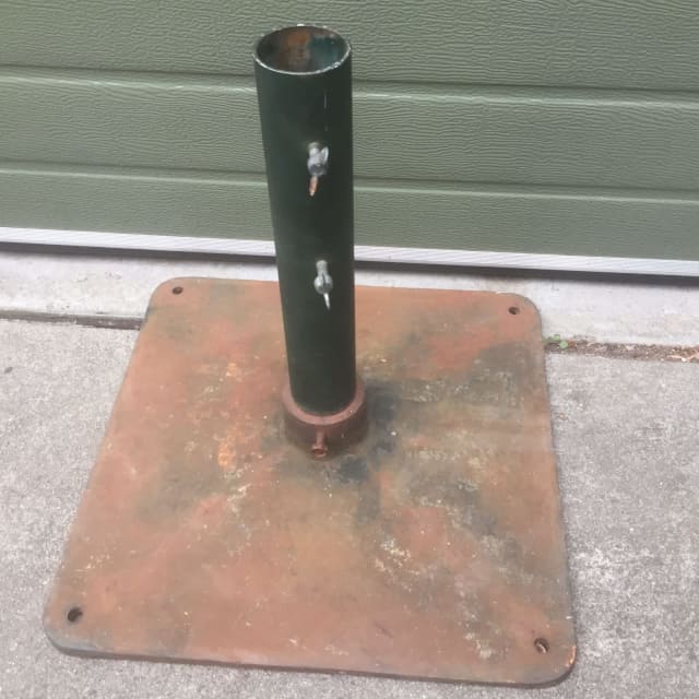 STEEL BASE FOR LARGE OUTDOOR PARASOL / UMBRELLA Parasols & Gazebos