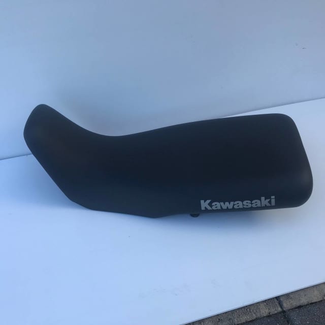 Kawasaki KLR650 (Adventure) Short Seat Motorcycle & Scooter Parts