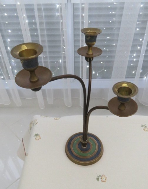 CANDLEABRA Solid Brass MADE INDIA 3 ARMS for 3 CANDLES TABLE DISPLAY