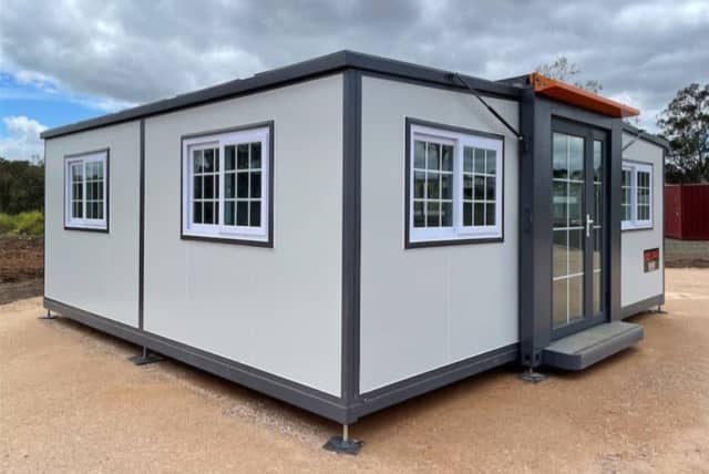 Brand new Expandable house, transportable home / office with ENSUITE ...