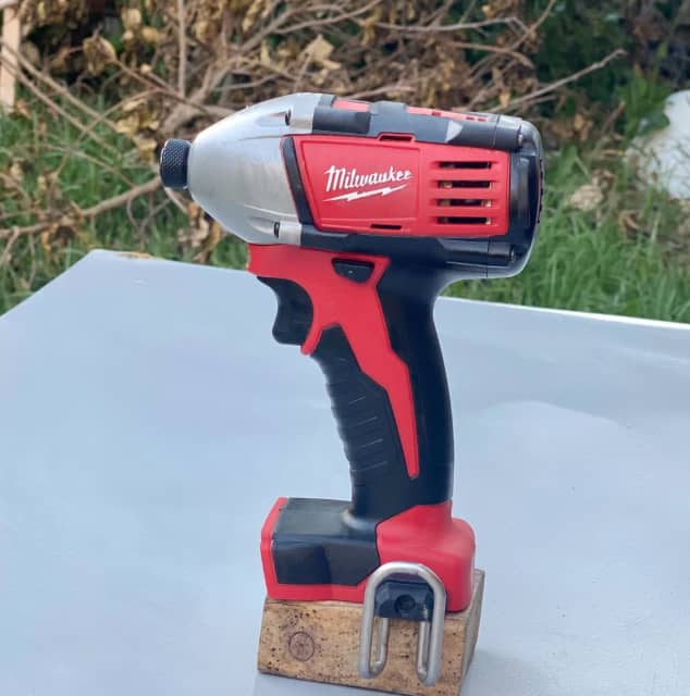 MILWAUKEE 18V CORDLESS Compact IMPACT DRIVER Heavy Duty (C18ID) Power