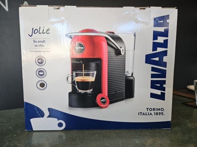 Welcome the new Lavazza Jolie!