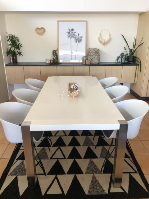 gumtree white dining table