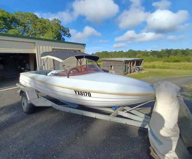 Ski Boat. Flightcraft Phantom. 1973 Motorboats & Powerboats Gumtree
