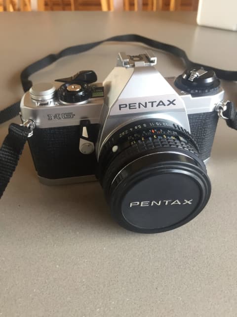 pentax mg 35mm slr film camera