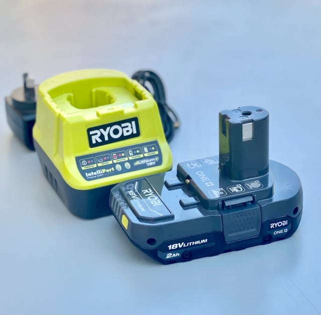 RYOBI One 18V 2.0AH BATTERY & FAST CHARGER LIION (NEW) FREE Shipping