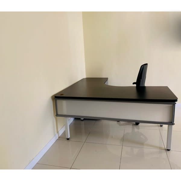 Our price 220 RRP 600 Office Corner Desk With Privacy Screen Desks