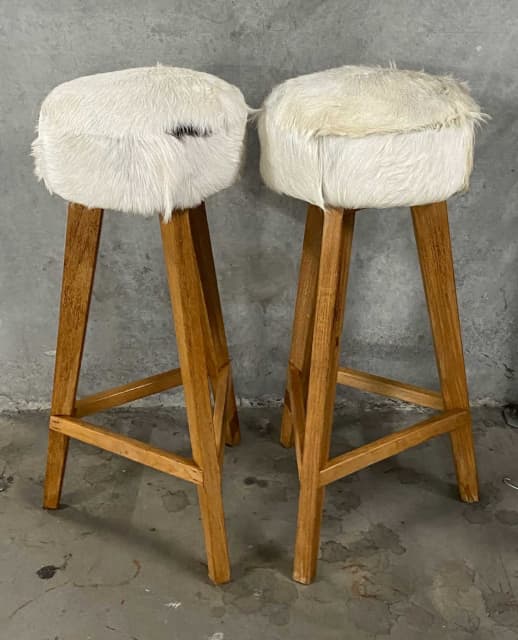 Coco Republic designer Billy Bar Stool white, set of 2 Stools & Bar